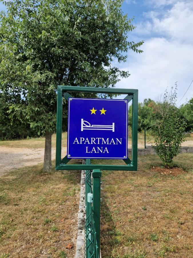 Apartman Lana Kijevo Exterior foto
