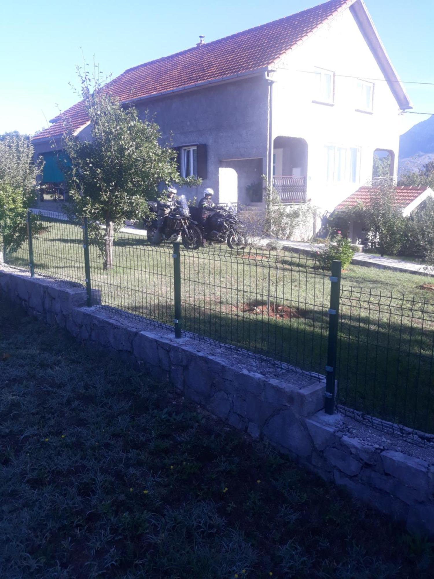Apartman Lana Kijevo Exterior foto